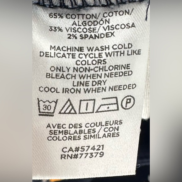 Ann Taylor Factory Navy Floral Pencil Skirt - Picture 8 of 9